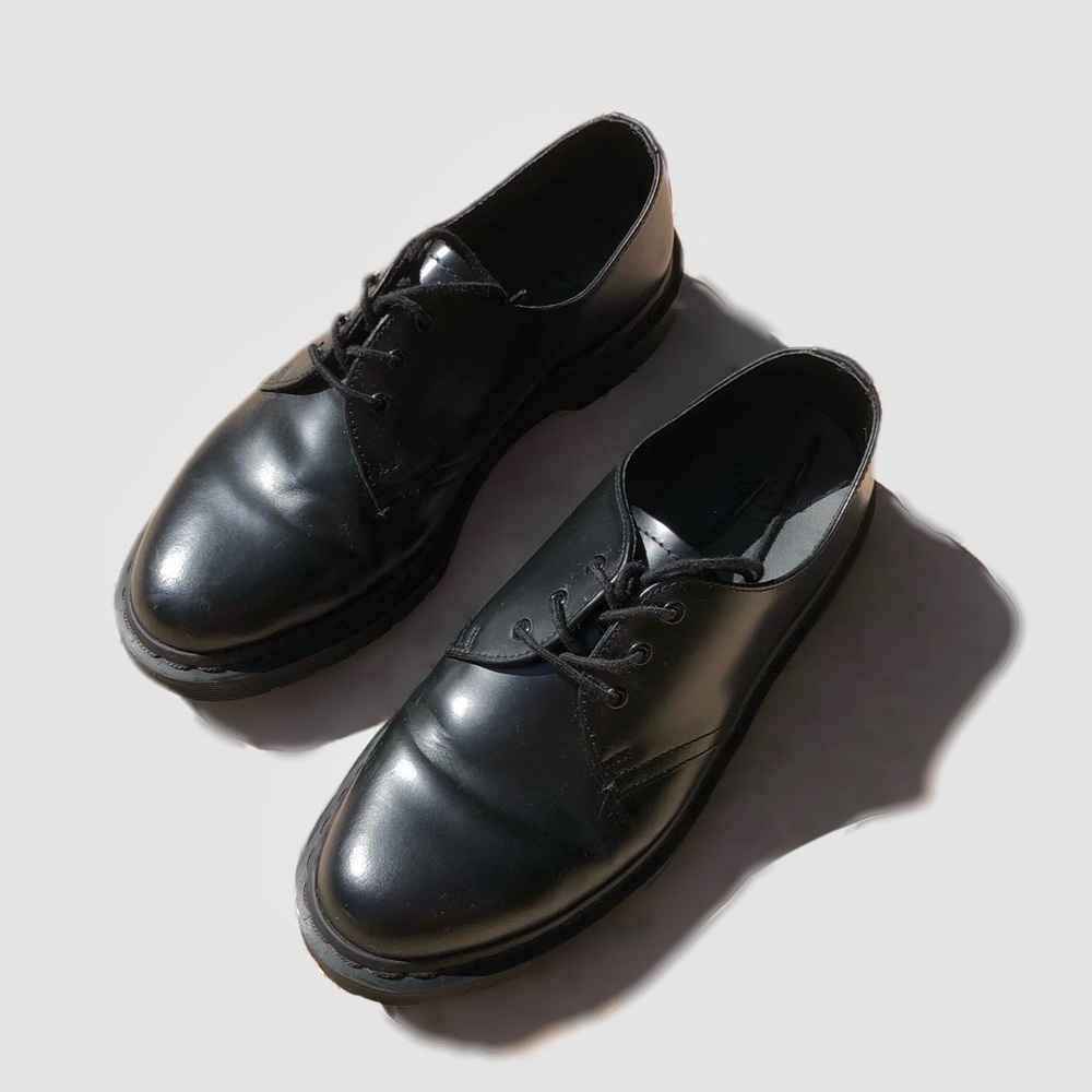 Dr. Martens 1461 mono smooth black leather size 8 womens